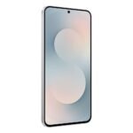 ⁦Samsung Galaxy S25 FE 6.7-inch 256GB, 8GB RAM, 5G Phone - White⁩ - الصورة ⁦2⁩